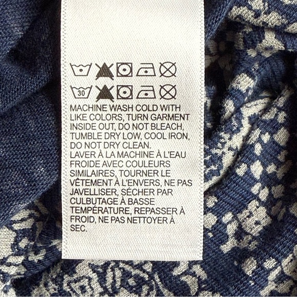 LUCKY BRAND Navy Bandana Print Knit Top L - Picture 6 of 12